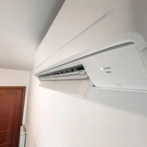 вътрешно тяло на стенен климатик